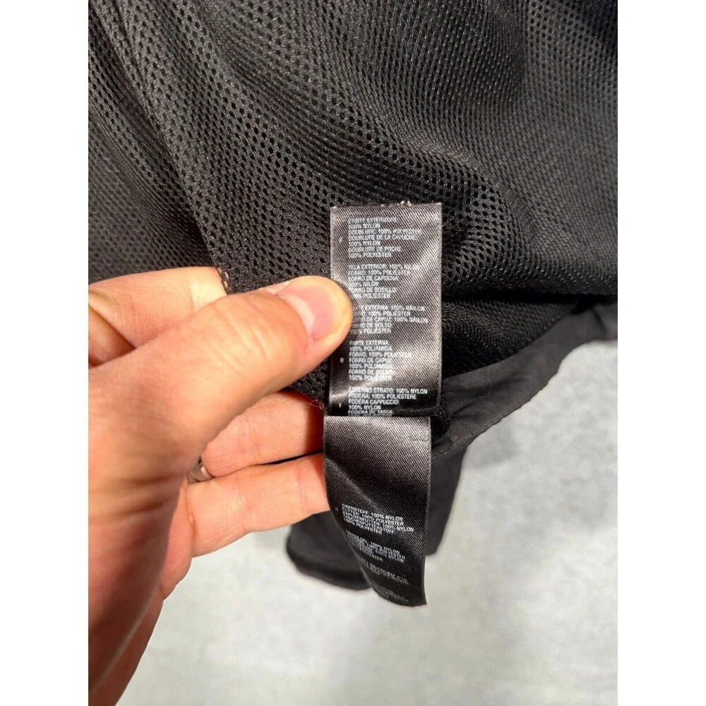 The North Face Windbreaker Jacket Men's Medium Black Mesh‎ Lined Hooded Full Zip